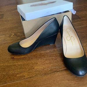 Jessica Simpson size 8 wedge heels
